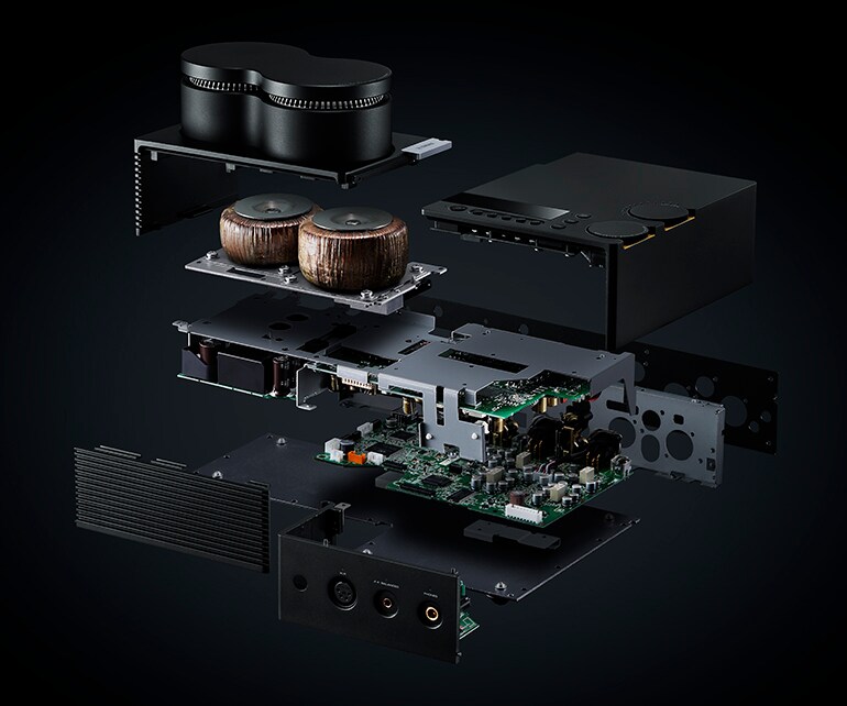 Dissection image of the HA-L7A amplifier.