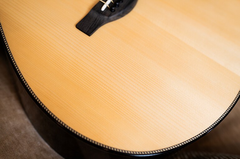 Close-up of Adirondack spruce top of the FG9 guitar.
